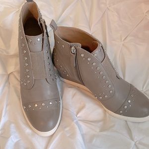 Like New Linea Paola wedge sneakers!  Worn once!  Beautiful tan/almond color!